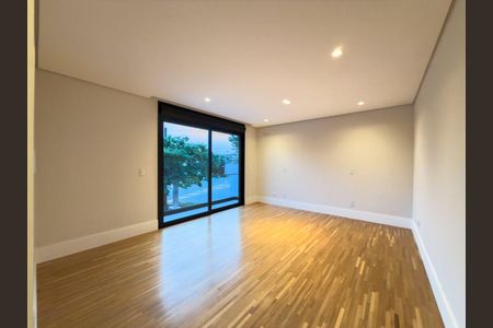 Casa à venda com 753m², 4 quartos e 6 vagas