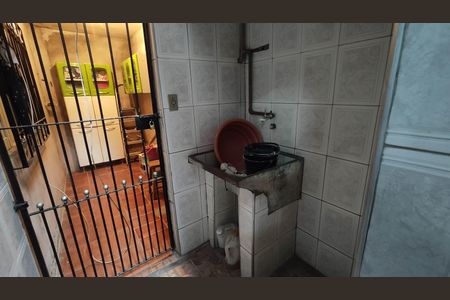Casa para alugar com 100m², 2 quartos e 1 vagaÁrea de Serviço