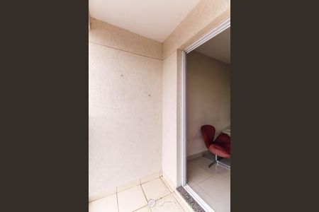 Apartamento para alugar com 64m², 2 quartos e 1 vagaVaranda