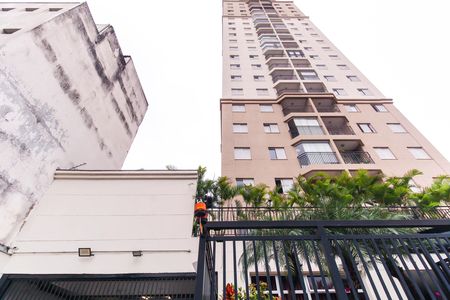 Apartamento para alugar com 64m², 2 quartos e 1 vagaFachada