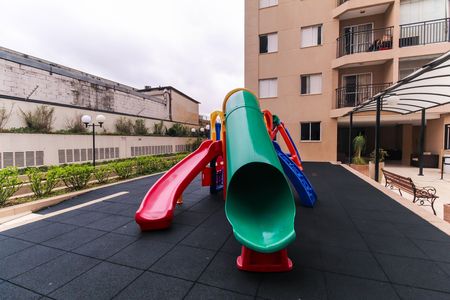 Apartamento para alugar com 64m², 2 quartos e 1 vagaÁrea comum - Playground