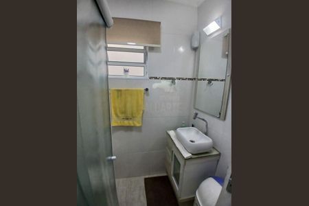 Casa à venda com 73m², 2 quartos e 3 vagas