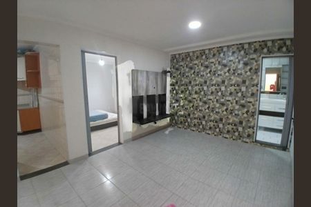 Casa à venda com 73m², 2 quartos e 3 vagas