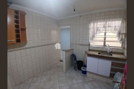Casa à venda com 73m², 2 quartos e 3 vagas