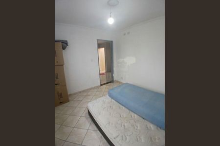 Casa à venda com 73m², 2 quartos e 3 vagas