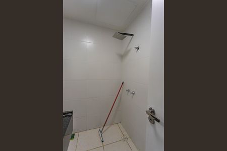 Apartamento à venda com 54m², 2 quartos e 1 vaga Apartamento à venda com 54m², 2 quartos e 1 vagaBanheiro