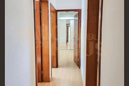Casa à venda com 3 quartos, 180m² em Parque do Castelo, São Paulo