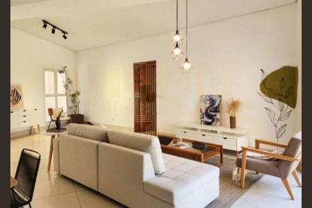 Casa à venda com 3 quartos, 180m² em Parque do Castelo, São Paulo