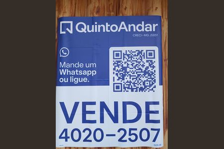 Casa à venda com 149m², 3 quartos e 3 vagas Casa à venda com 149m², 3 quartos e 3 vagasPlaca ISZK-88