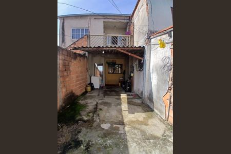 Casa à venda com 149m², 3 quartos e 3 vagas Casa à venda com 149m², 3 quartos e 3 vagasVaga de garagem