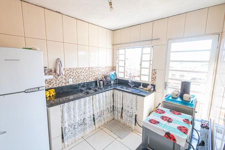 Casa à venda com 149m², 3 quartos e 3 vagas Casa à venda com 149m², 3 quartos e 3 vagasCozinha ( Casa 01)