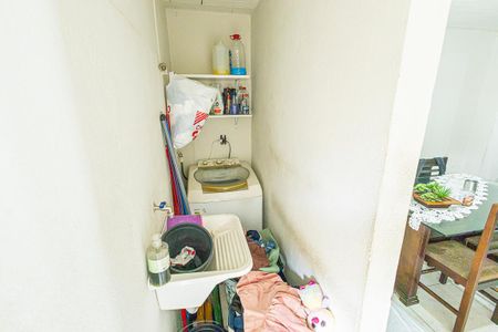 Casa à venda com 149m², 3 quartos e 3 vagas Casa à venda com 149m², 3 quartos e 3 vagasArea de serviço ( Casa 03)
