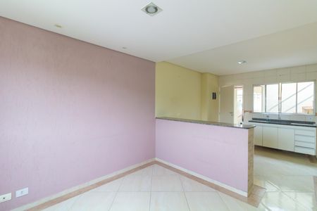 Sala de casa para alugar com 1 quarto, 55m² em Vila Santa Teresinha, São Paulo
