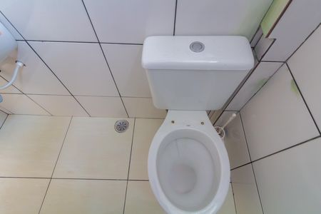Casa para alugar com 55m², 1 quarto e sem vaga Casa para alugar com 55m², 1 quarto e sem vagaBanheiro