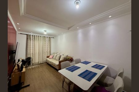 Apartamento à venda com 77m², 3 quartos e 1 vagaSala
