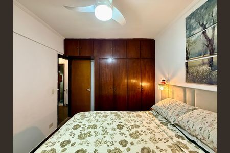 Apartamento à venda com 77m², 3 quartos e 1 vagaQuarto 2