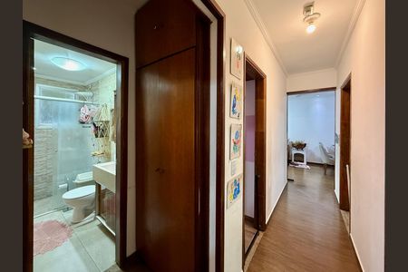 Apartamento à venda com 77m², 3 quartos e 1 vagaCorredor Quartos 