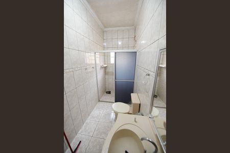 Casa para alugar com 250m², 3 quartos e 3 vagas Casa para alugar com 250m², 3 quartos e 3 vagasBanheiro da Suíte