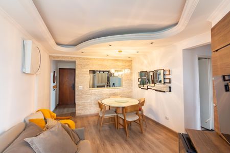 Sala  de apartamento à venda com 3 quartos, 76m² em Bela Vista, Osasco