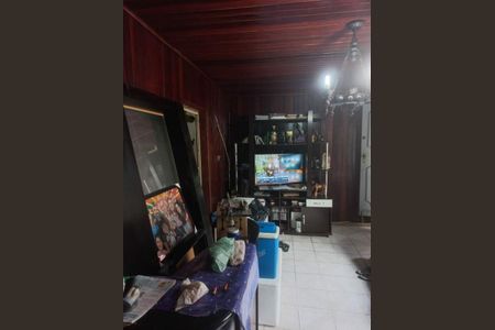 Casa à venda com 197m², 3 quartos e 4 vagas