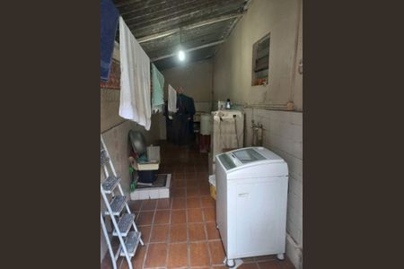 Casa à venda com 197m², 3 quartos e 4 vagas