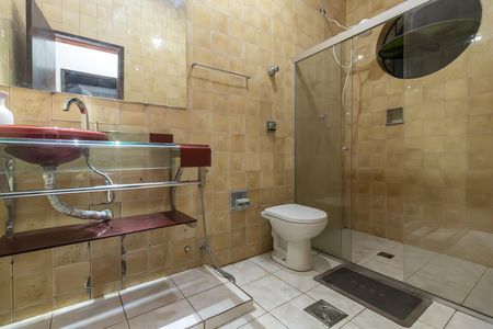 Casa para alugar com 220m², 2 quartos e 2 vagas Casa para alugar com 220m², 2 quartos e 2 vagasBanheiro