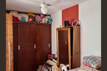 Casa à venda com 250m², 3 quartos e 1 vaga Casa à venda com 250m², 3 quartos e 1 vagaQuarto