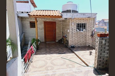 Casa à venda com 250m², 3 quartos e 1 vaga Casa à venda com 250m², 3 quartos e 1 vagaÁrea Externa