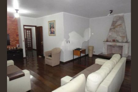 Casa à venda com 4 quartos, 240m² em Jardim dos Prados, São Paulo