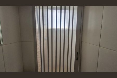 Apartamento à venda com 44m², 2 quartos e sem vaga Apartamento à venda com 44m², 2 quartos e sem vagaBanheiro