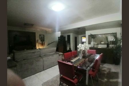 Casa à venda com 3 quartos, 195m² em Vila Sao Sebastiao, São Paulo