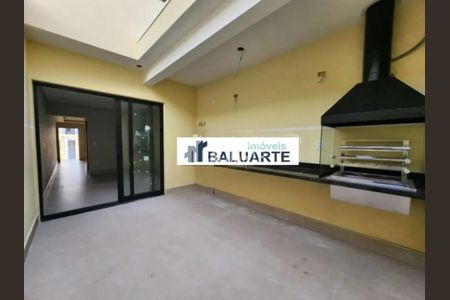 Casa à venda com 110m², 3 quartos e 2 vagas