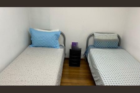 Casa à venda com 2 quartos, 73m² em Jardim Icarai, São Paulo