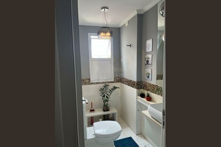 Casa à venda com 140m², 3 quartos e 2 vagas