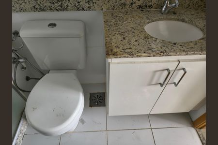 Apartamento à venda com 77m², 2 quartos e 1 vaga