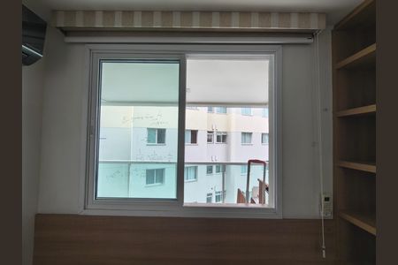 Apartamento à venda com 77m², 2 quartos e 1 vaga