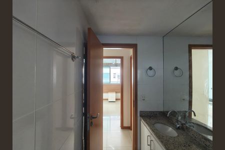 Apartamento à venda com 77m², 2 quartos e 1 vaga