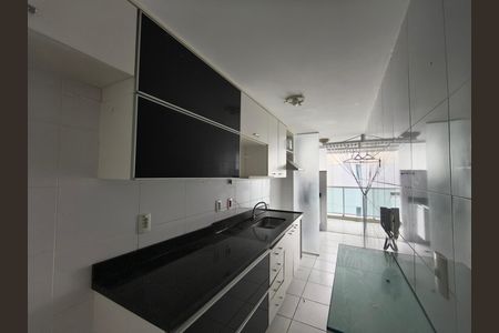 Apartamento à venda com 77m², 2 quartos e 1 vaga