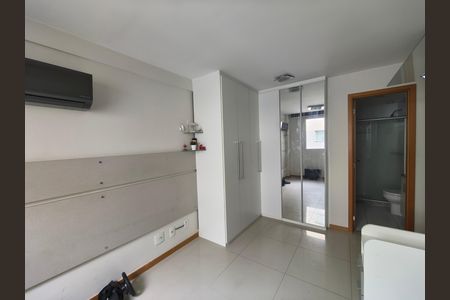 Apartamento à venda com 77m², 2 quartos e 1 vaga