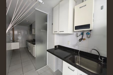 Apartamento à venda com 77m², 2 quartos e 1 vaga