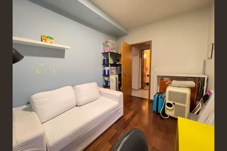 Casa para alugar com 220m², 4 quartos e 2 vagas Casa para alugar com 220m², 4 quartos e 2 vagasQuarto 2