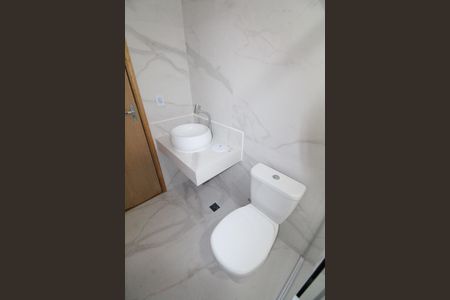 Casa para alugar com 150m², 3 quartos e 2 vagasBanheiro da Suíte