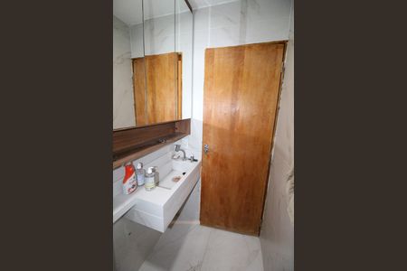 Casa para alugar com 150m², 3 quartos e 2 vagasBanheiro
