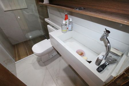 Banheiro de casa para alugar com 3 quartos, 150m² em Conjunto Residencial Trinta E Um de Marco, São José dos Campos