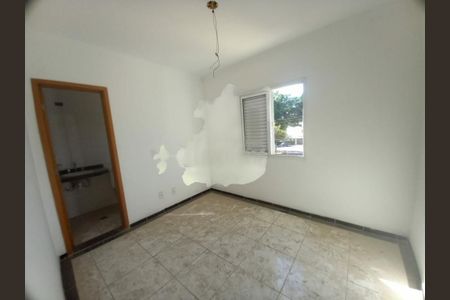 Casa à venda com 3 quartos, 89m² em Jardim Sabara, São Paulo