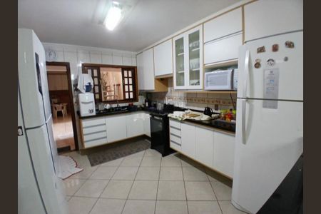 Casa à venda com 103m², 3 quartos e 3 vagas