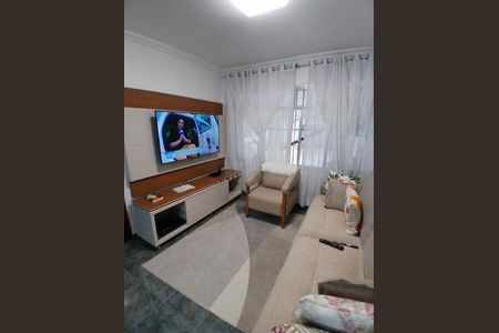 Casa à venda com 3 quartos, 103m² em Vila Santa Maria, São Paulo
