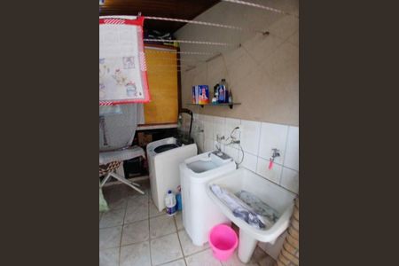 Casa à venda com 103m², 3 quartos e 3 vagas