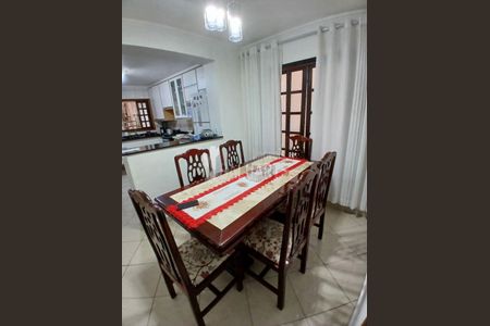 Casa à venda com 3 quartos, 103m² em Vila Santa Maria, São Paulo