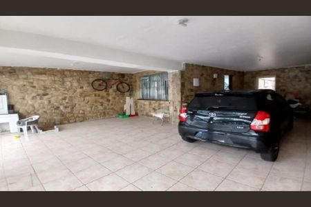 Casa à venda com 103m², 3 quartos e 3 vagas
